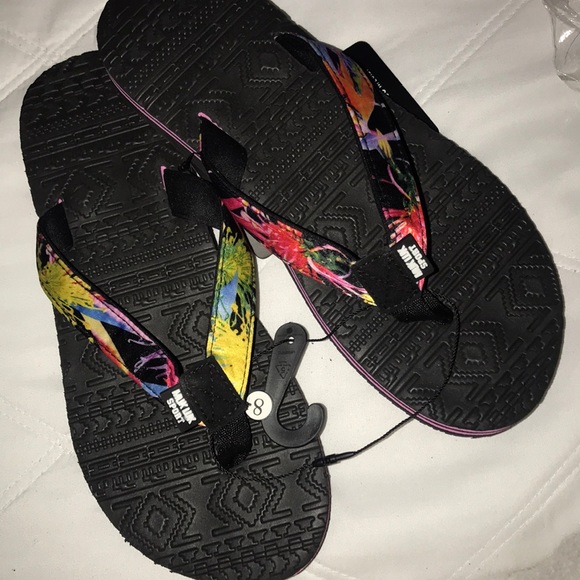 MUK LUK Sandals/flip flops - Picture 6 of 8